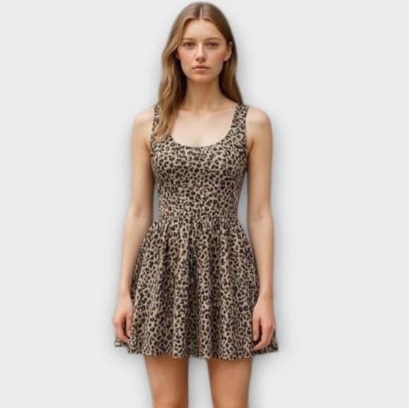 Jessica Simpson Dress Size 3/4 Leopard Print Cutout Back Sleeveless Fit & Flare - Picture 1 of 9